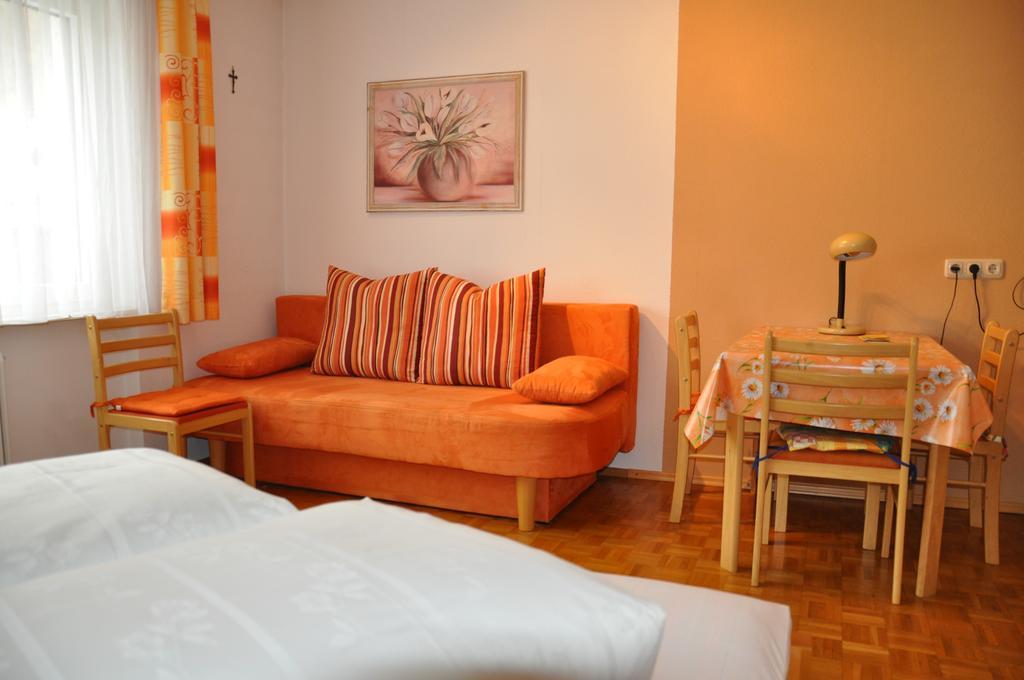 שרונס Ferienwohnung Jenny מראה חיצוני תמונה