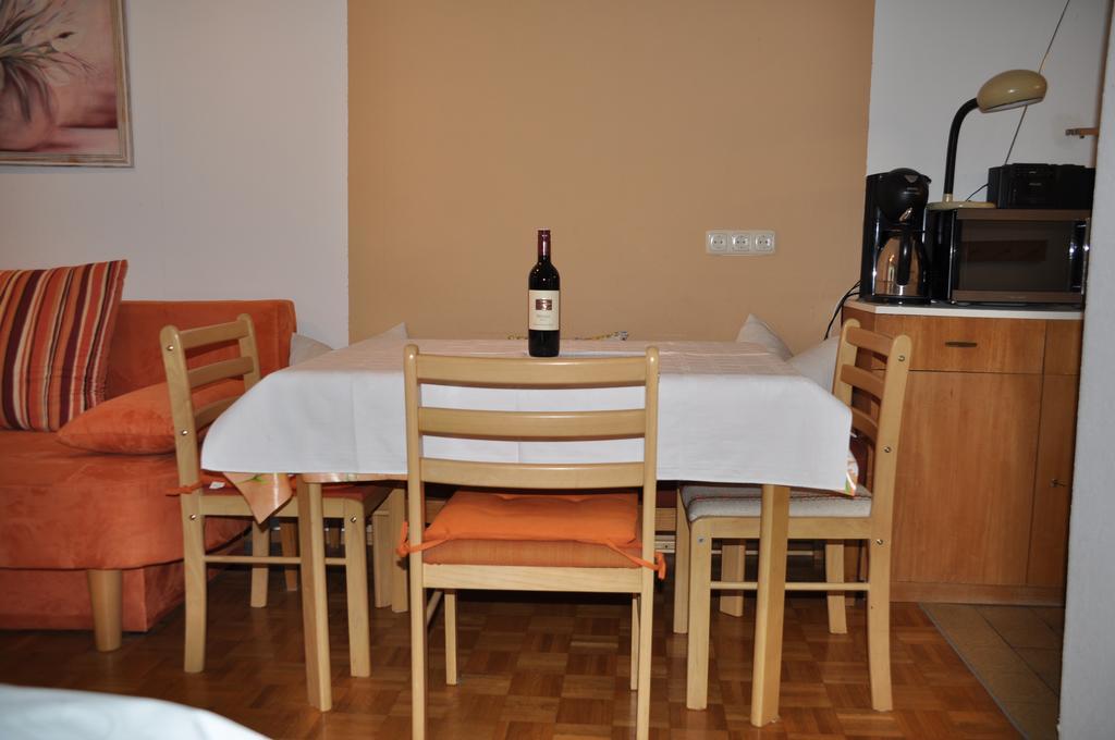 שרונס Ferienwohnung Jenny מראה חיצוני תמונה